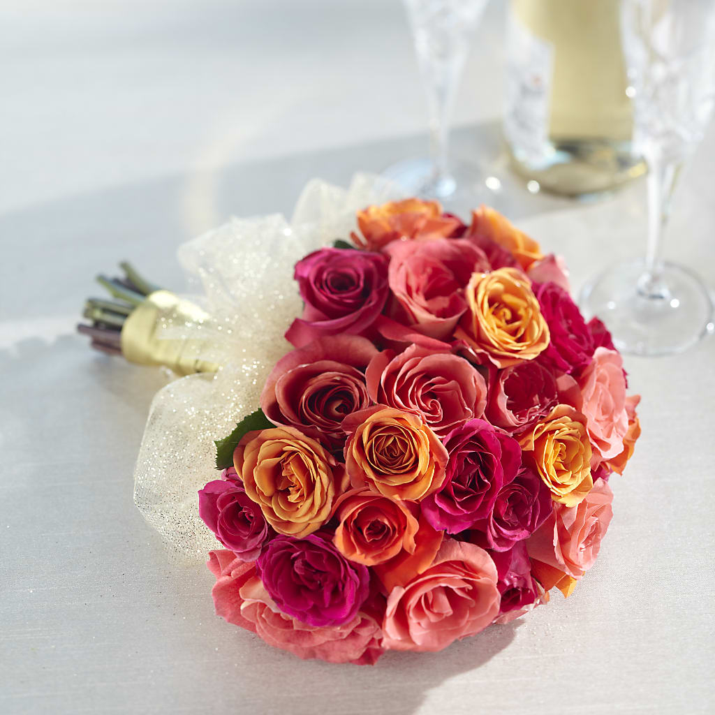 Sweet Roses Bouquet – FLORAL & SILKS, Webster NY
