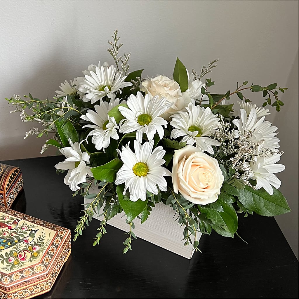 Fresh Linen Box Bouquet – FLORAL & SILKS, Webster NY